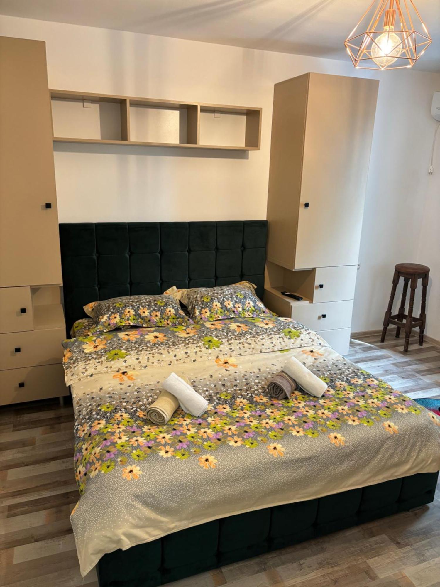 Select Apartament Bvd Stefan Cel Mare 雅西 外观 照片